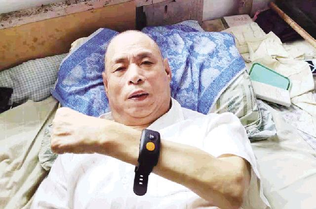 奎文在濰州路街道試點(diǎn)探索“智慧養(yǎng)老”服務(wù)平臺(tái)(圖1) 奎文在濰州路街道試點(diǎn)探索“智慧養(yǎng)老”服務(wù)平臺(tái)(圖1)